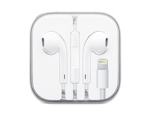 EarPods with Lightning Connector