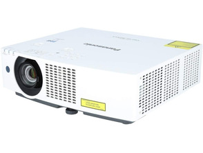 Panasonic PT-VMZ40EJ Laser 3LCD projector