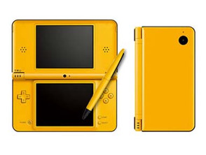 Nintendo DSi XL Yellow