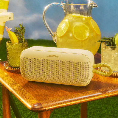 Portable Bluetooth speaker Bose SoundLink Plus Citrus Yellow