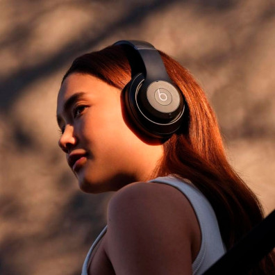 Bluetooth Beats Studio Pro ANC Black headphones