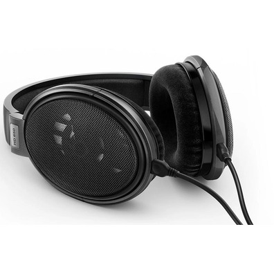 Sennheiser HD 650 headphones
