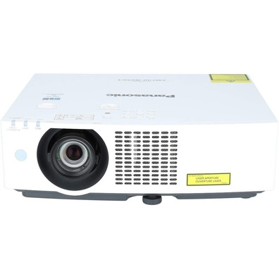 Panasonic PT-VMZ40EJ Laser 3LCD projector